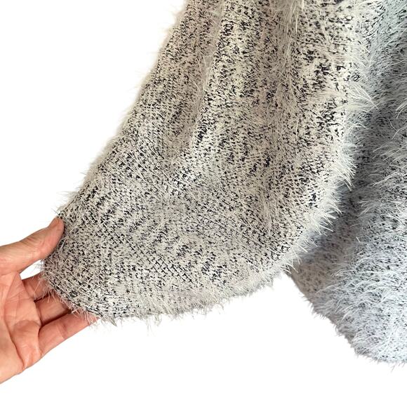 Vince Camuto Gray Fuzzy Funnel Neck Sweater Sz 2X Wide Sleeve Contemporary - Picture 7 of 10